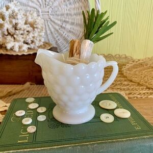 Vintage Milk Glass Pitcher🫧